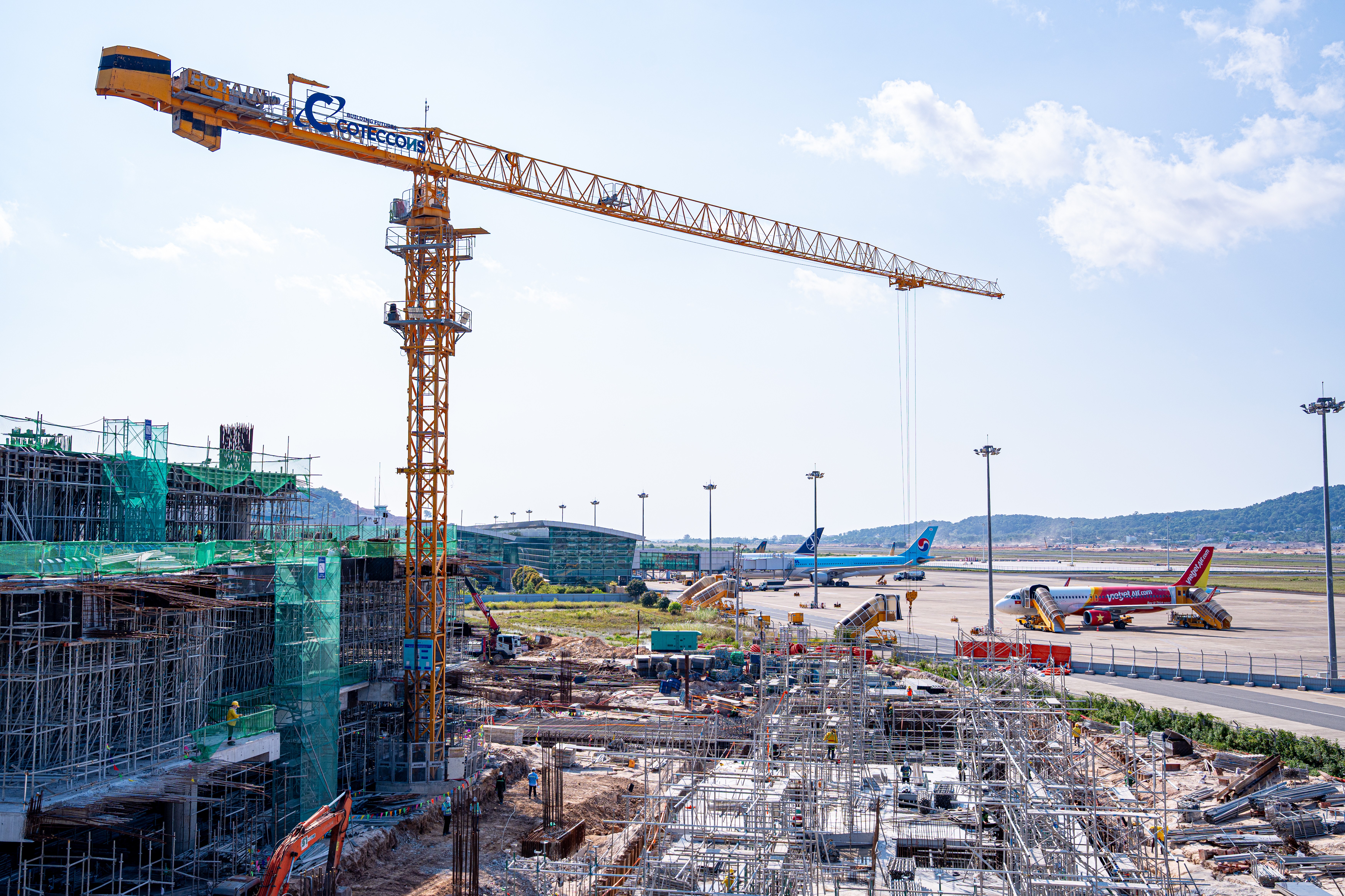 Bên trong công trường sân bay Phú Quốc do Sun Group triển khai