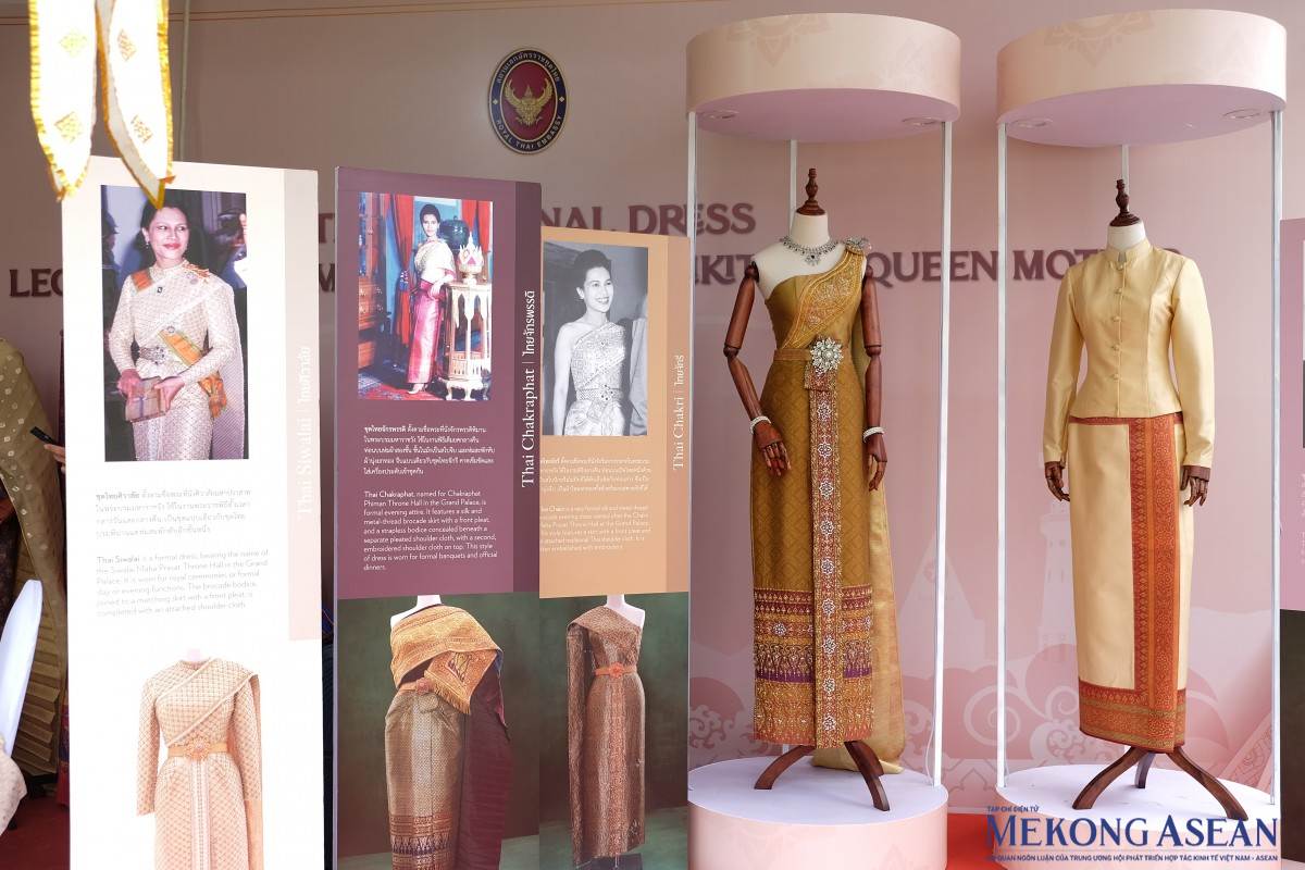 Triển lãm các loại vải dệt truyền thống Thái Lan. Ảnh: Tùng Dương/Mekong ASEAN