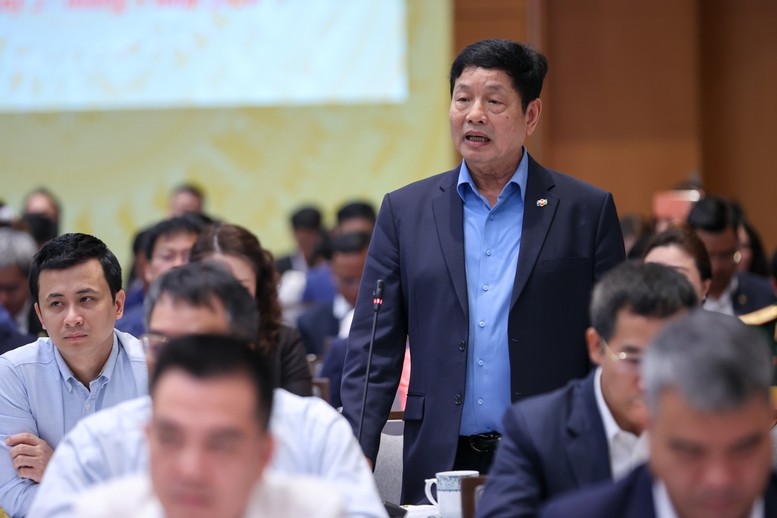Chủ tịch Sun Group, FPT kiến nghị giải pháp tạo 'cú hích' cho tăng trưởng