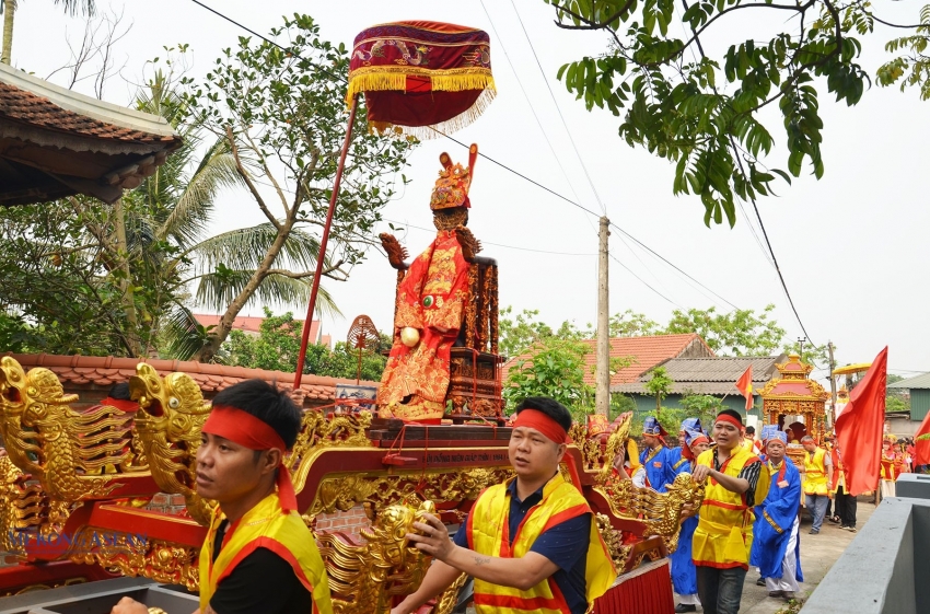 Khai mạc lễ hội truyền thống đình Thạch Lỗi xã Cẩm Giang