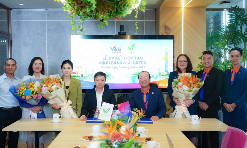 V-Green và Vikki Bank hợp tác phát triển hạ tầng trạm sạc, tủ đổi pin xe điện