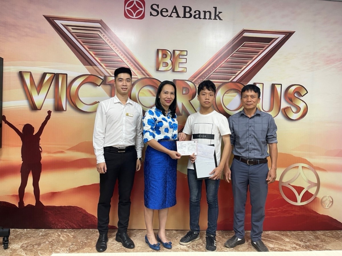 Đồng hành chắp cánh nuôi dưỡng ước mơ học sinh nghèo