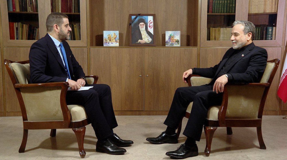 Iran tuyên bố 'không tin Mỹ', sẵn sàng đối mặt với tấn công trên bộ