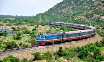 Tháo gỡ rào cản kỹ thuật và nguồn vốn cho các dự án đường sắt trọng điểm