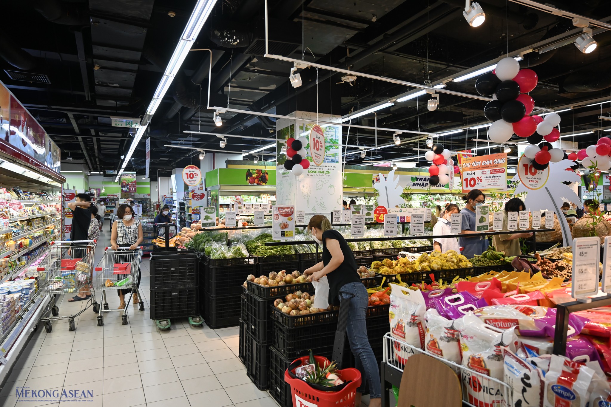 Tăng cường công tác quản lý, điều hành và bình ổn giá các mặt hàng thiết yếu