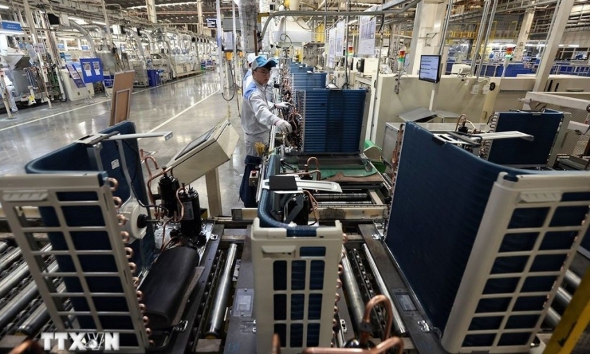 PMI ngành sản xuất Việt Nam tháng 3 giảm xuống 51.2 điểm