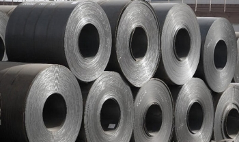 Việt Nam áp thuế 27% với thép cán nóng nhập từ Trung Quốc