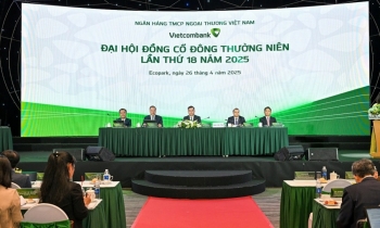 Vietcombank dự kiến tăng vốn hơn 10.600 tỷ đồng, lập ngân hàng con tại VIFC