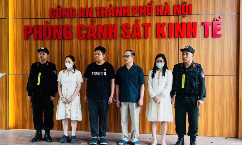 Tổng giám đốc Bảo Tín Minh Châu bị khởi tố cùng con trai