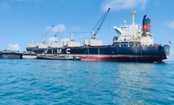 Huy động thêm tàu vận tải cỡ lớn chở dầu từ Vịnh Ba Tư về Việt Nam