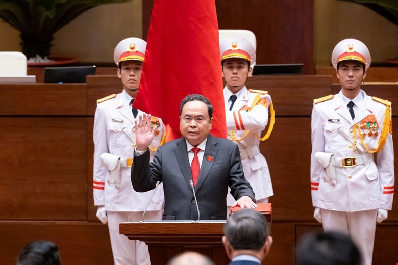 Lãnh đạo Nghị viện Lào, Trung Quốc, Campuchia chúc mừng Chủ tịch Quốc hội