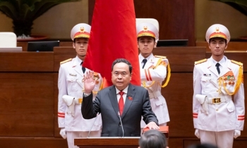 Lãnh đạo Nghị viện Lào, Trung Quốc, Campuchia chúc mừng Chủ tịch Quốc hội