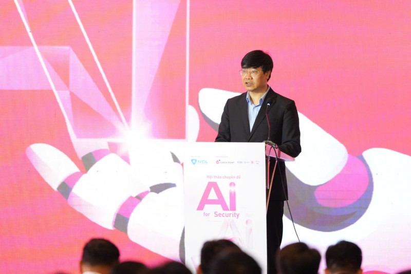 AI đang khiến không gian mạng trở thành 'chiến trường động'