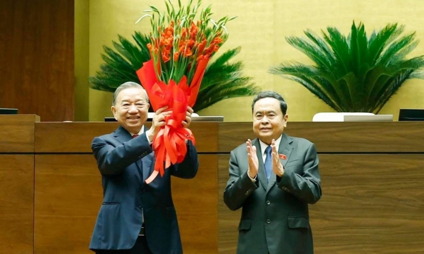 Bạn bè quốc tế chúc mừng các vị lãnh đạo chủ chốt của Việt Nam