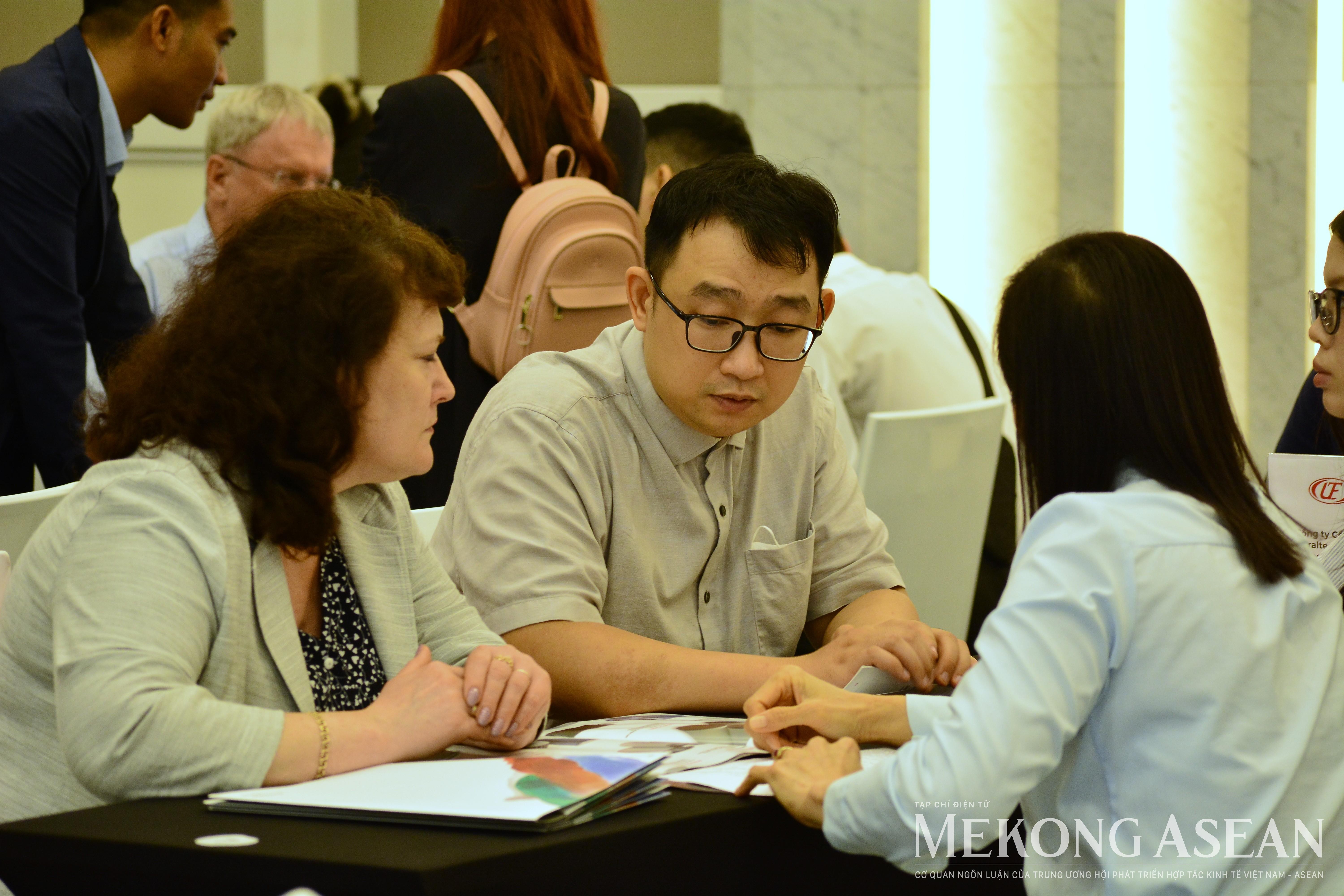 Doanh nghiệp Việt - tỉnh Sverdlovsk (Nga) muốn mở rộng hợp tác công nghiệp