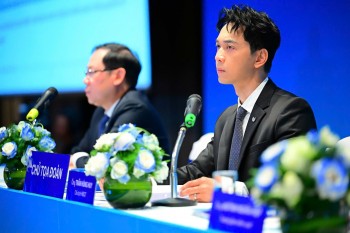 Ông Trần Hùng Huy: ‘Đẩy mạnh trích lập dự phòng là quyết sách táo bạo của ACB’