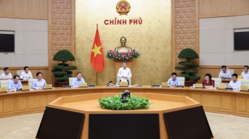 Thủ tướng Lê Minh Hưng chủ trì cuộc họp đầu tiên của Thường trực Chính phủ
