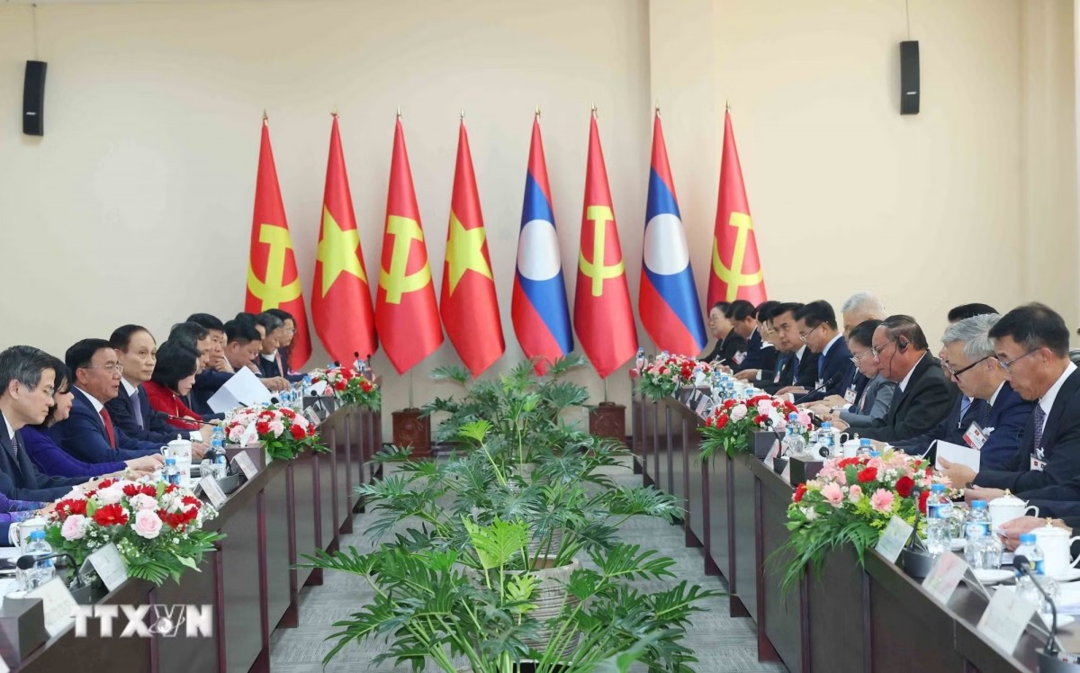 Làm sâu sắc nội hàm 'gắn kết chiến lược' trong quan hệ Việt Nam - Lào