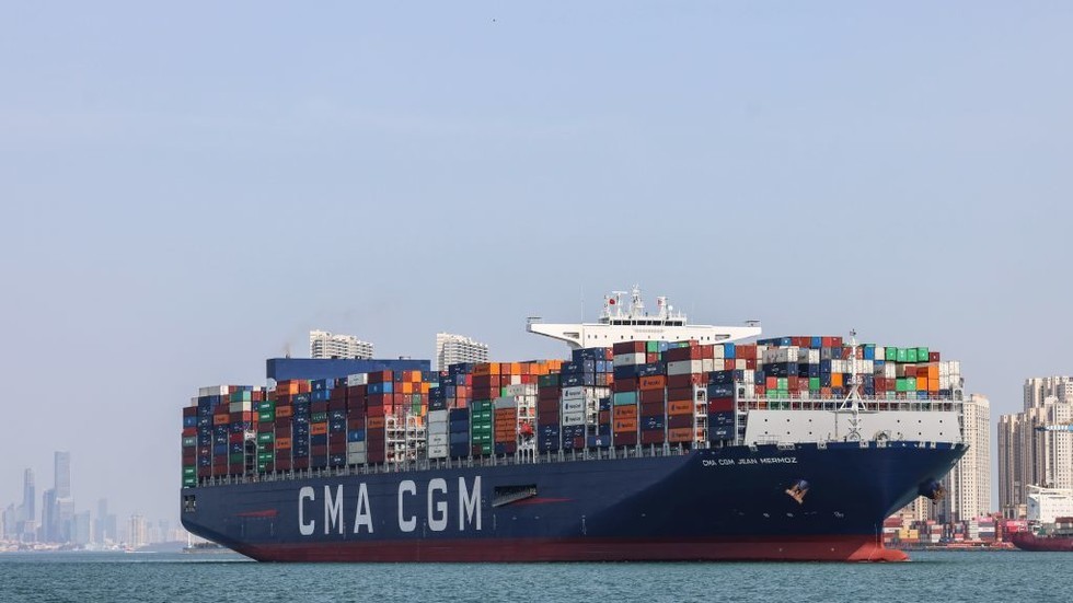 Trung Quốc vượt Mỹ trở thành đối tác thương mại lớn nhất của Ấn Độ