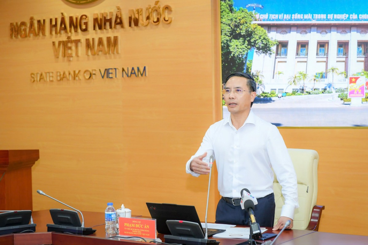 Các ngân hàng thương mại cam kết giảm lãi suất huy động và cho vay