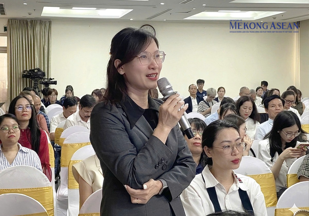 bà Lê Thị Hòa, Giám đốc công ty Lữ hành Hanoitourist 