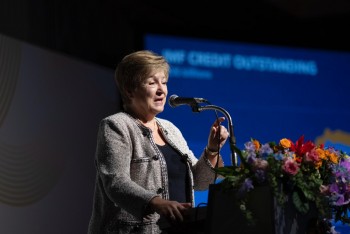 IMF sẽ hạ dự báo tăng trưởng toàn cầu vì chiến sự Trung Đông