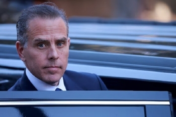 Con trai ông Biden thách thức con trai ông Trump đấu võ