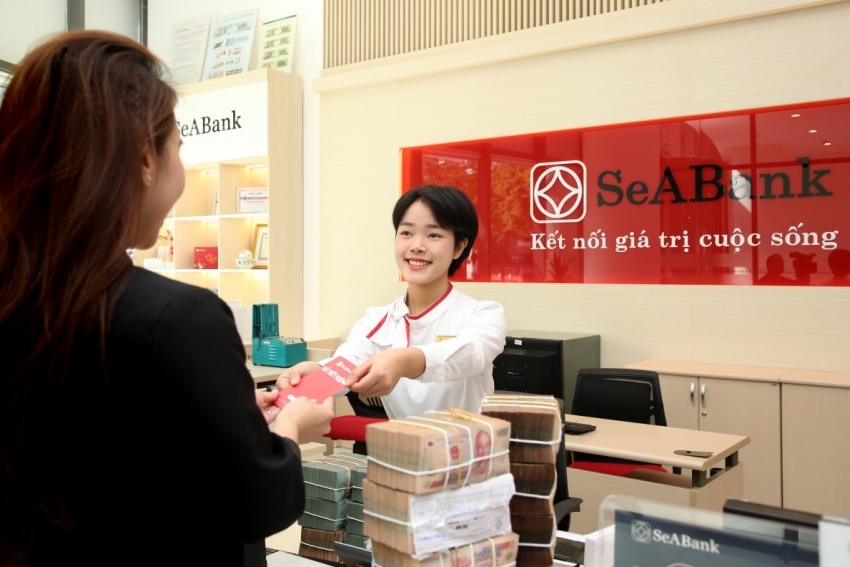 SeABank giảm 0,5%/năm lãi suất huy động