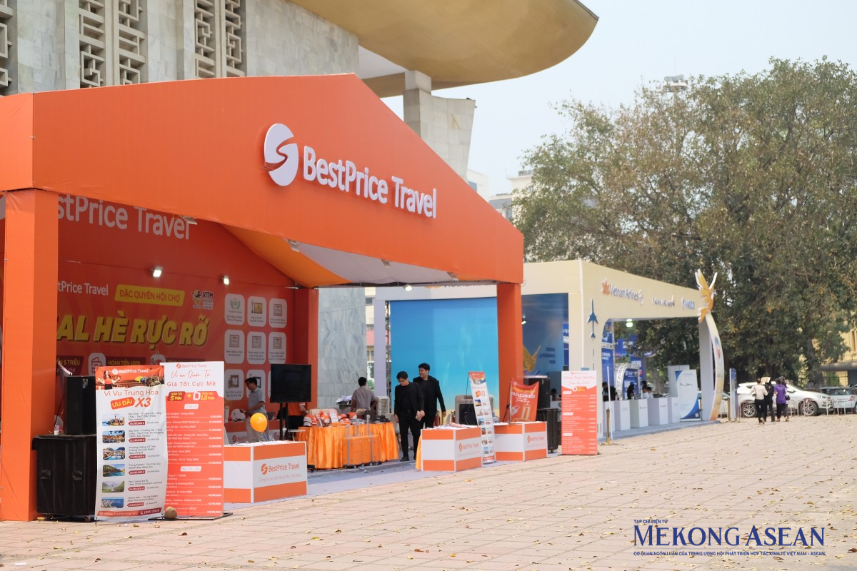 Gian hàng của CTCP lữ hành Vietluxtour. Ảnh: Thảo Ngân - Mekong ASEAN. Gian hàng của CTCP lữ hành Vietluxtour. Ảnh: Thảo Ngân - Mekong ASEAN.