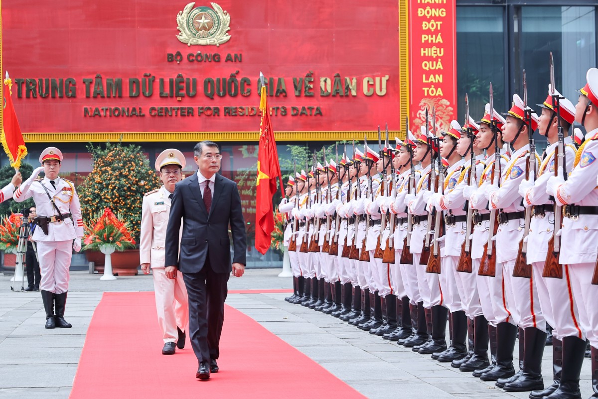 Thủ tướng Lê Minh Hưng dự Lễ kỷ niệm 80 năm Ngày truyền thống lực lượng cảnh sát quản lý hành chính về trật tự xã hội - Ảnh: VGP