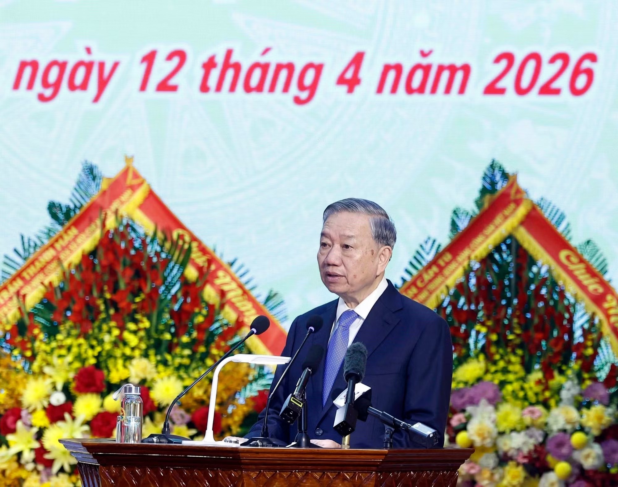 Tổng Bí thư, Chủ tịch nước Tô Lâm, Bí thư Quân uỷ Trung ương dự Lễ đón nhận Danh hiệu Anh hùng LLVT nhân dân của Quân khu 1 - Ảnh: TTXVN