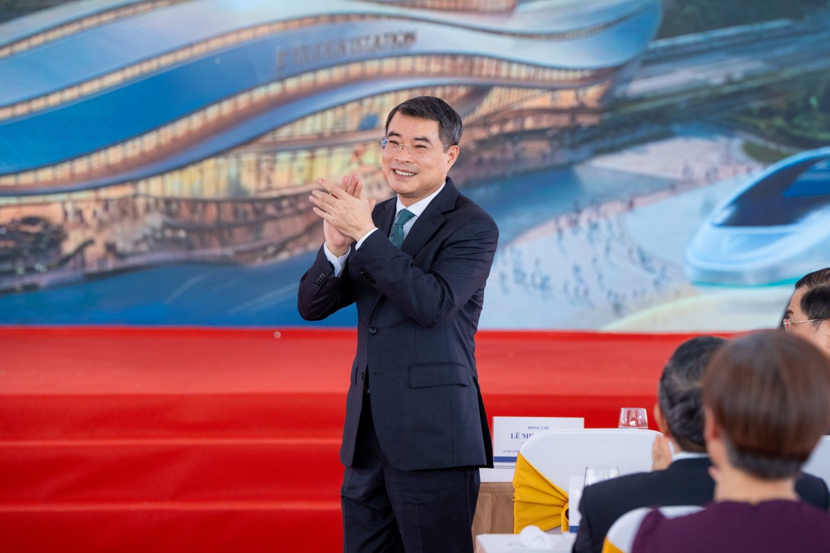 Thủ tướng Lê Minh Hưng tham dự Lễ khởi công tuyến đường sắt tốc độ cao Hà Nội - Quảng Ninh. Ảnh: Vingroup.