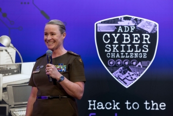 Australia lần đầu tiên bổ nhiệm nữ tướng làm tư lệnh Lục quân