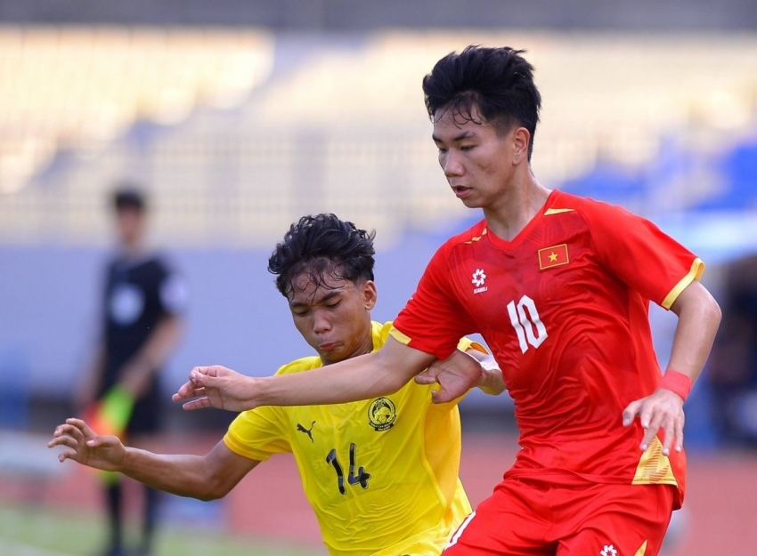 Thắng Malaysia 4-0, U17 Việt Nam ra quân thuận lợi tại Giải Đông Nam Á