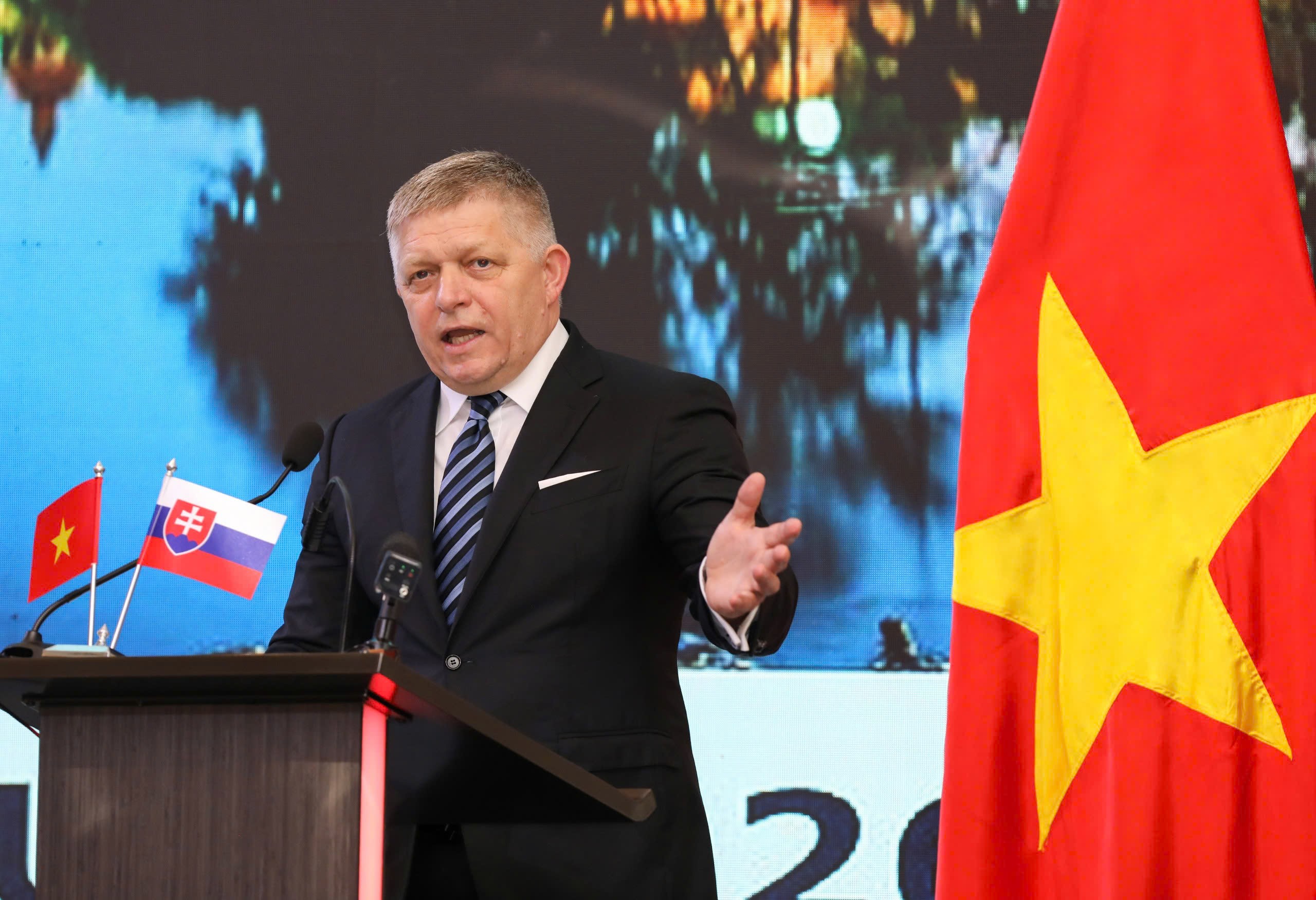 Thủ tướng: Dư địa hợp tác Việt Nam - Slovakia còn rất lớn