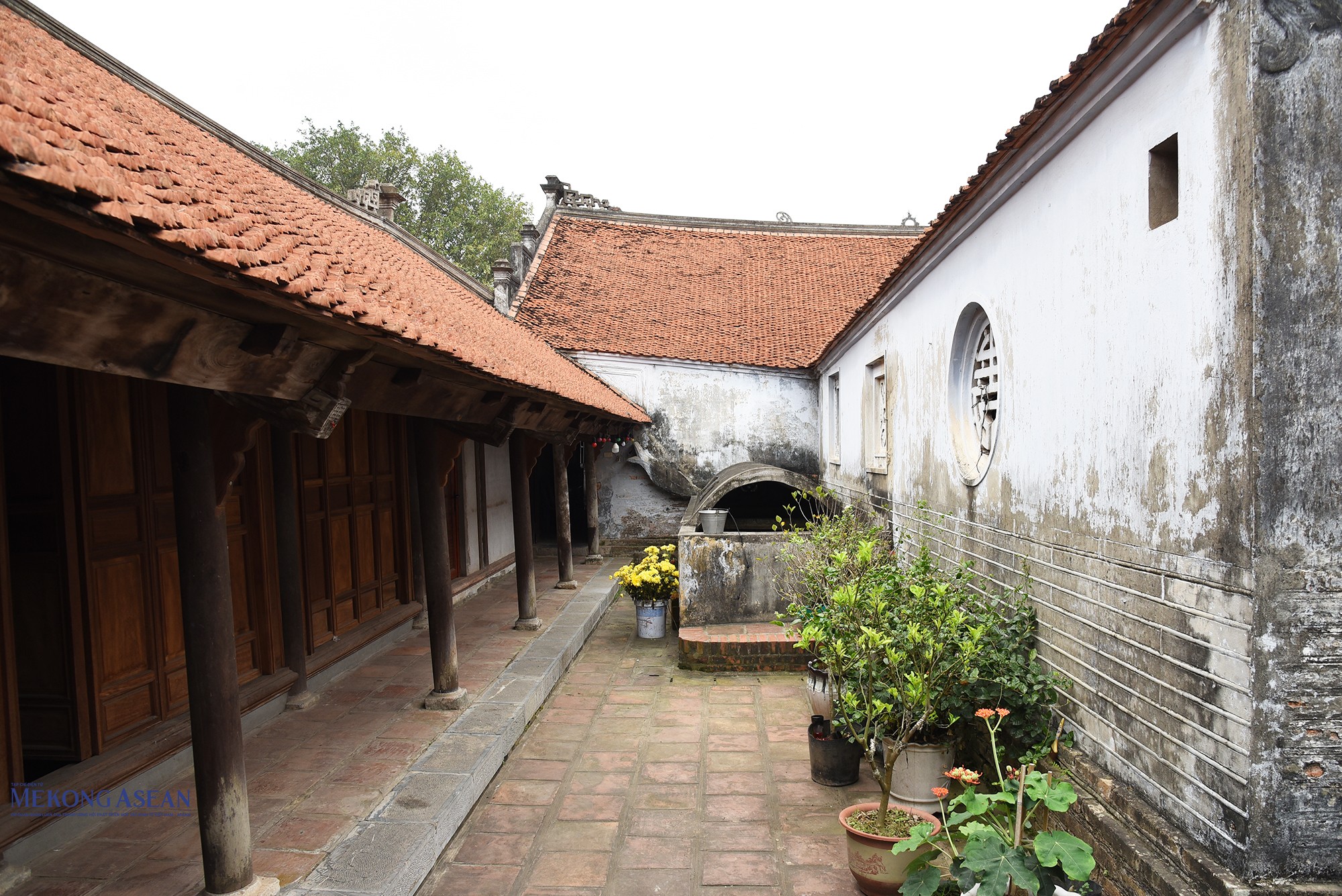 Về Hải Phòng đến thăm chùa Trăm Gian bên sông Kinh Thầy