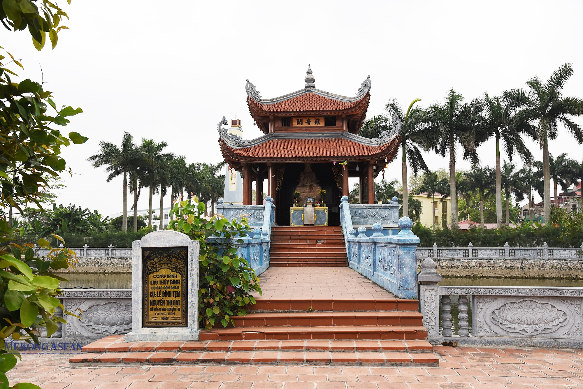 Về Hải Phòng đến thăm chùa Trăm Gian bên sông Kinh Thầy