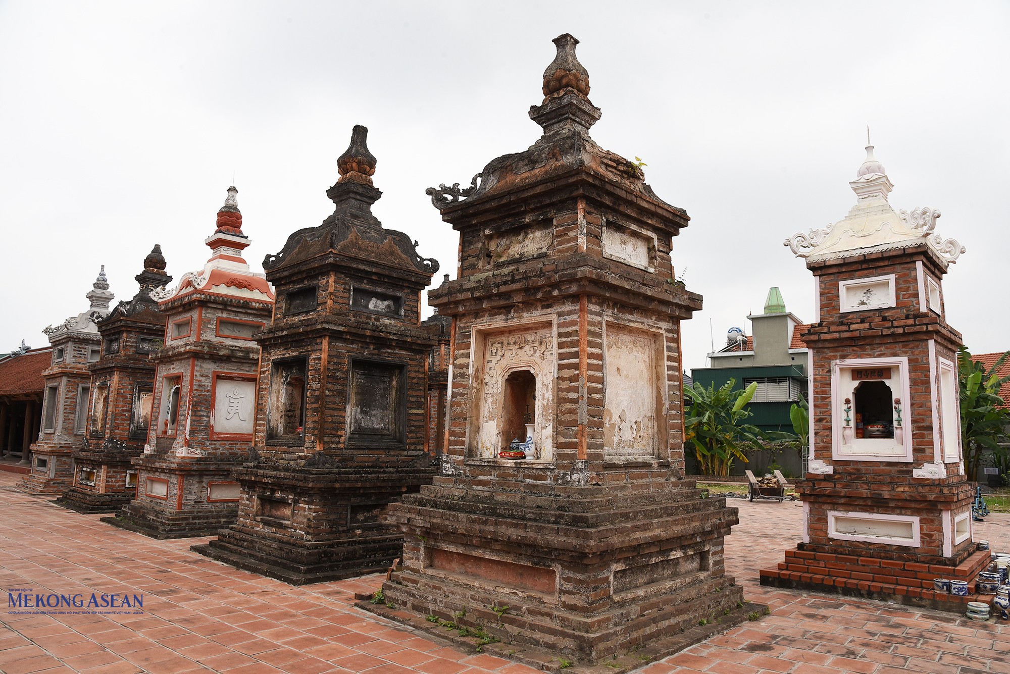 Về Hải Phòng đến thăm chùa Trăm Gian bên sông Kinh Thầy