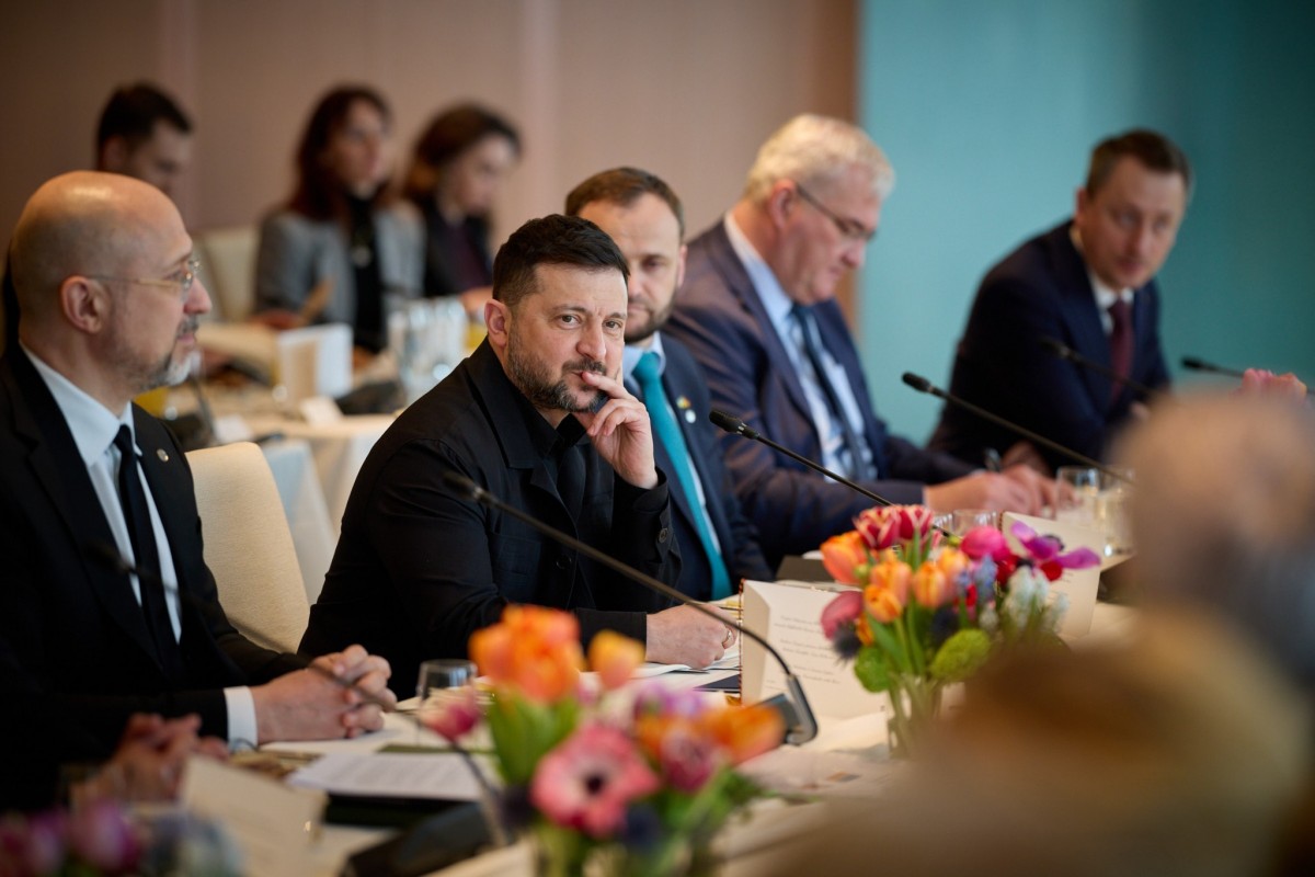 Tổng thống Zelensky lo Mỹ quá bận tâm với cuộc chiến ở Iran