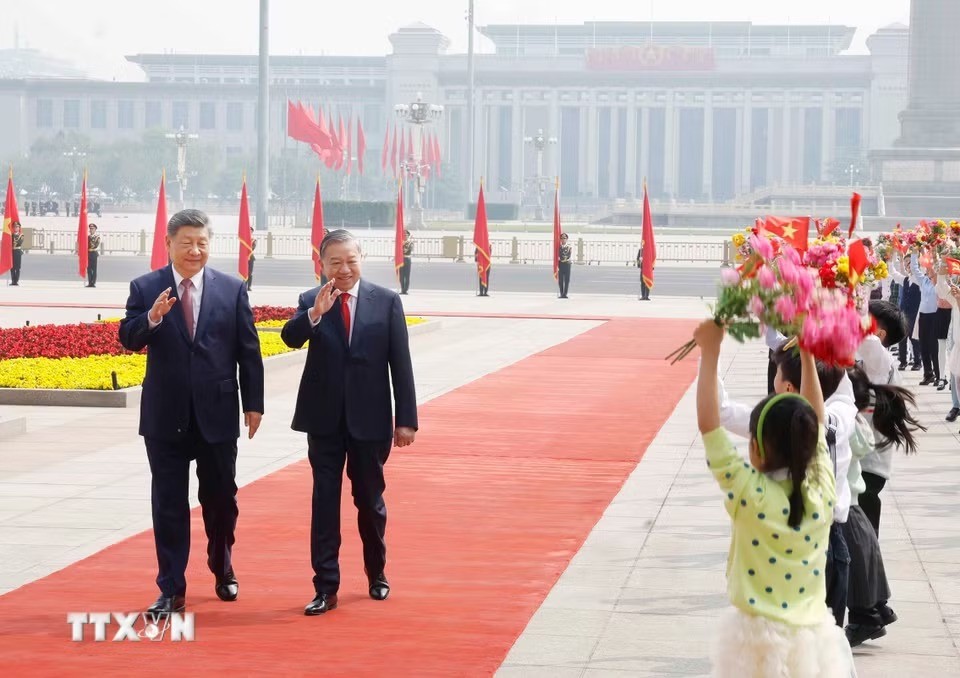 Lễ đón trọng thể Tổng Bí thư, Chủ tịch nước Tô Lâm tại Trung Quốc