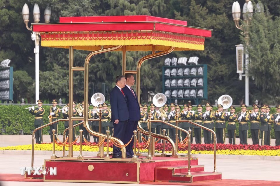 Lễ đón trọng thể Tổng Bí thư, Chủ tịch nước Tô Lâm tại Trung Quốc