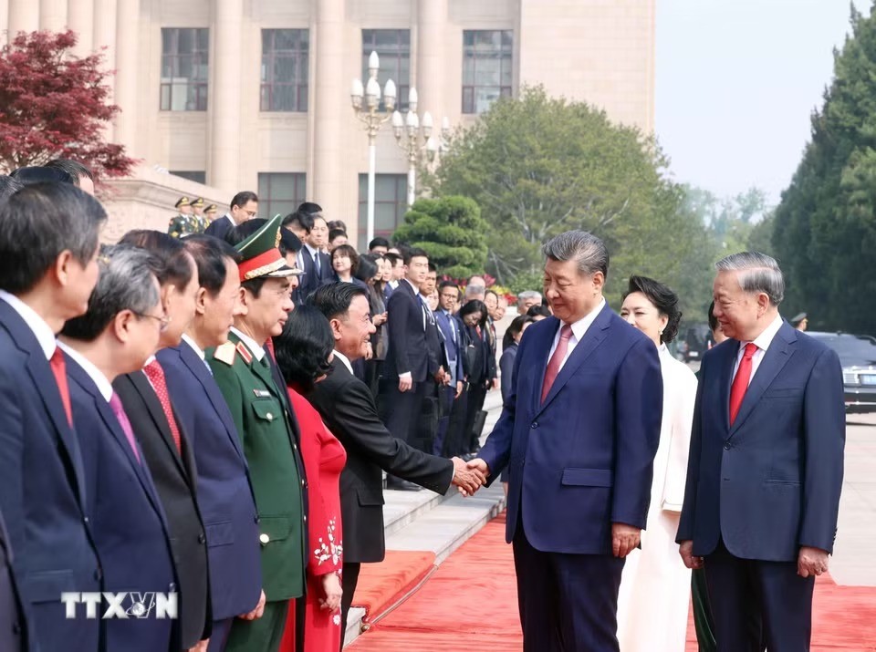 Lễ đón trọng thể Tổng Bí thư, Chủ tịch nước Tô Lâm tại Trung Quốc