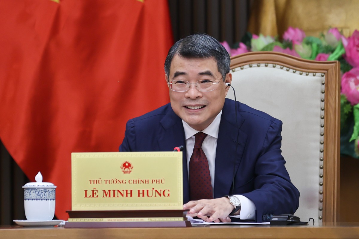 Đề nghị Singapore hỗ trợ Việt Nam xây dựng trung tâm tài chính quốc tế