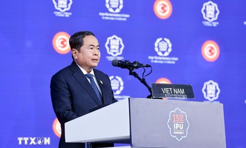 Chủ tịch Quốc hội kêu gọi các bên liên quan ngừng bắn, đàm phán hòa bình