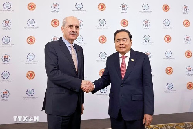 Chủ tịch Quốc hội gặp, hội kiến lãnh đạo một số nước nhân dịp tham dự IPU-152