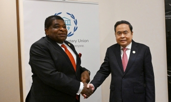 Chủ tịch Quốc hội gặp lãnh đạo một số nước nhân dịp tham dự IPU-152