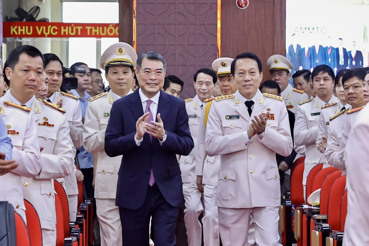 Thủ tướng: Tên gọi “Cảnh sát hình sự” mãi là niềm tin cậy của nhân dân