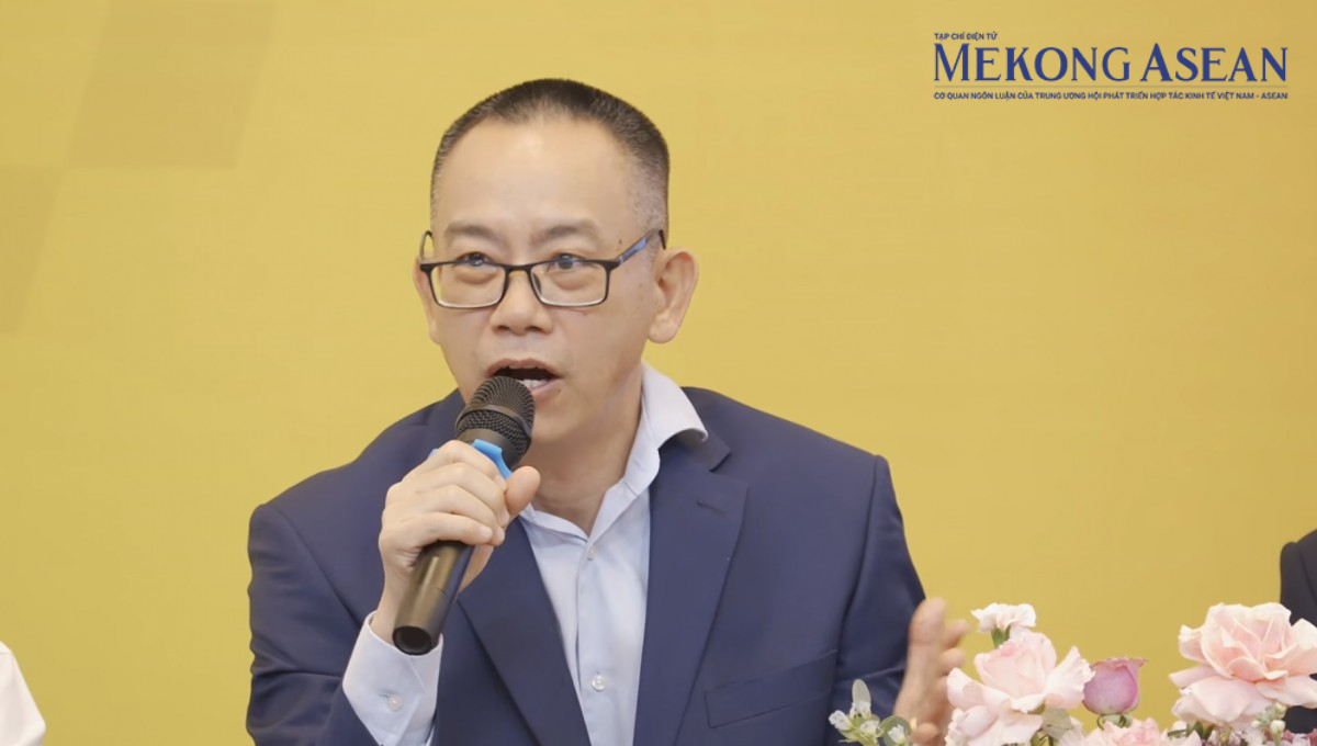 Chủ tịch MWG: Không phải cứ khó khăn là 'quay về xin tiền cha mẹ'