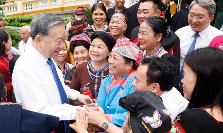 Già làng, trưởng bản góp phần củng cố khối đại đoàn kết toàn dân tộc