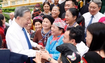 Già làng, trưởng bản góp phần củng cố khối đại đoàn kết toàn dân tộc